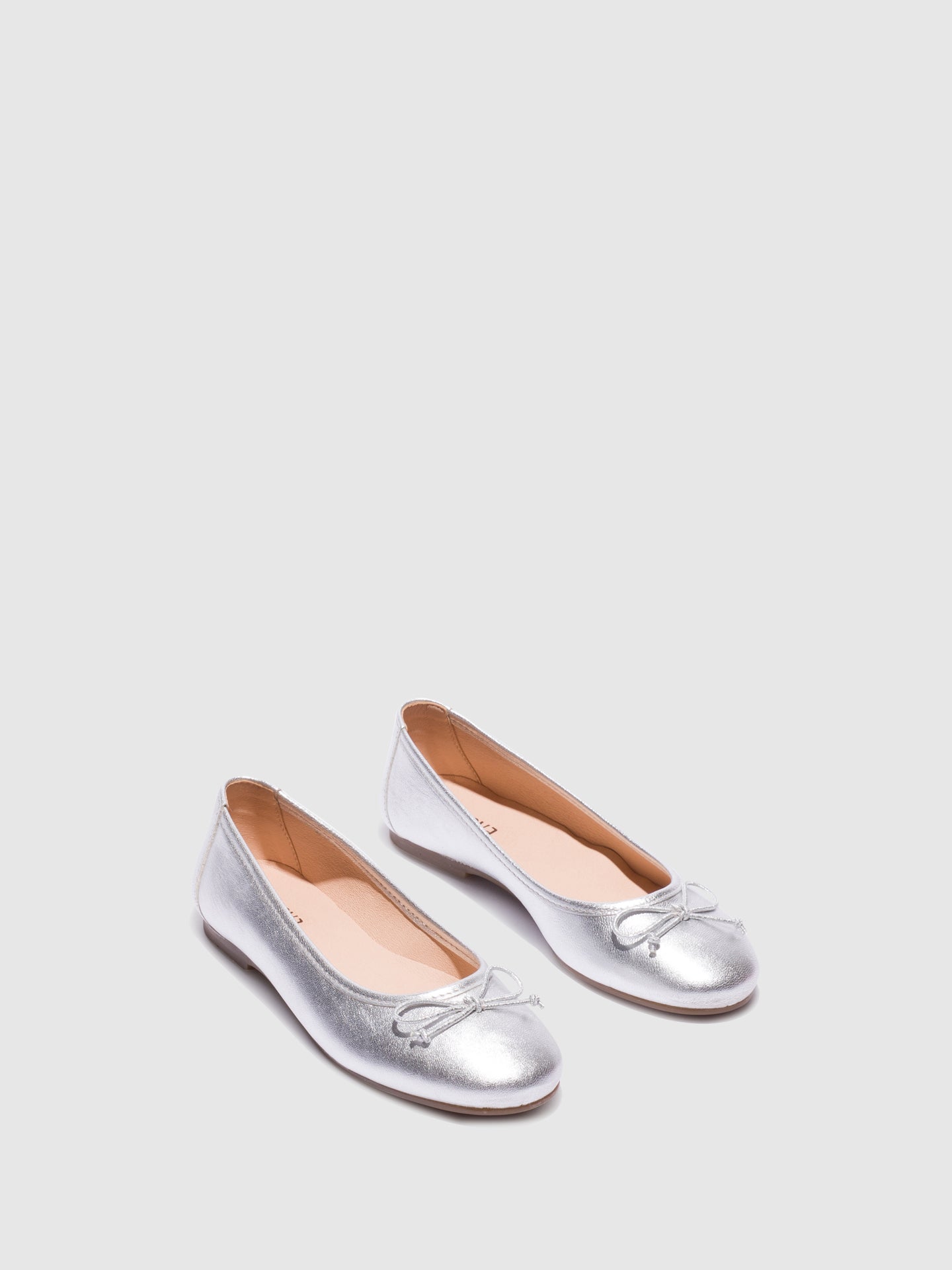 Foreva Sabrinas de Ponta Redonda em Prateado